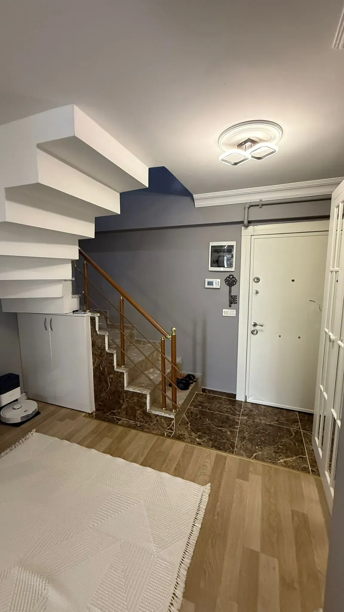 ÜMRANİYE ESENEVLER SİTESİ 9.KAT DUBLEKS 4+1TERAS BALKONLU DAİRE